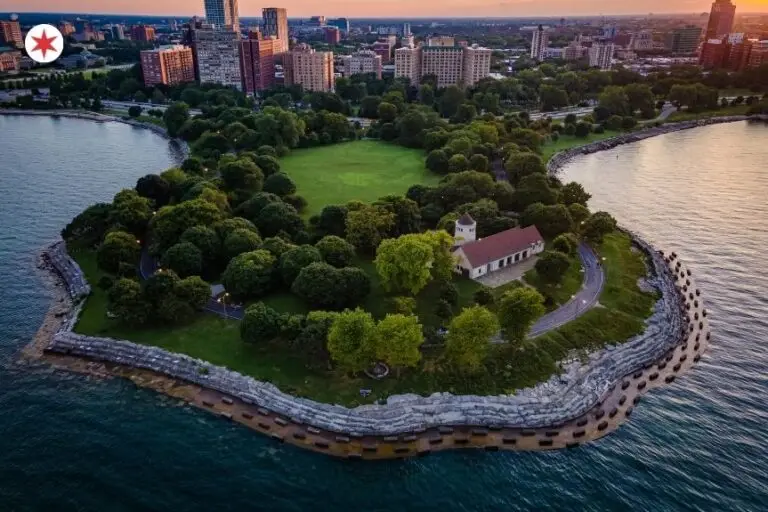 10 Places in Chicago to Escape the City Without Ever Leaving It