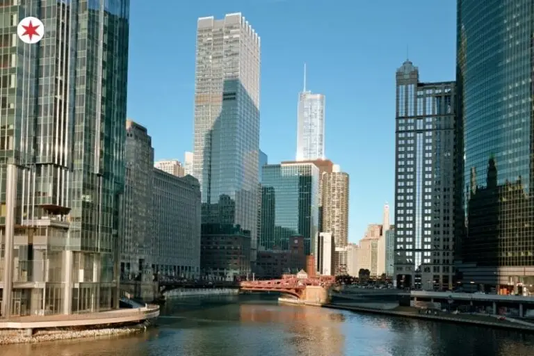 A Seattle Transplant Posted an Honest Review of Chicago. They did not Hold Back.