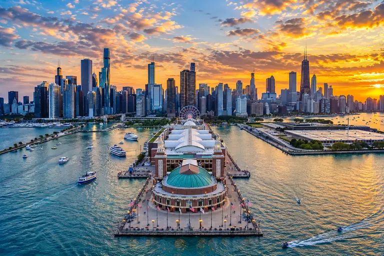 What is Chicago Known For? 35 Iconic Things That Define the Windy City