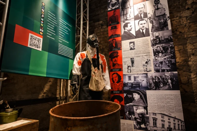 2,000+ Serial Killer Artifacts Arrive in West Side, Chicago