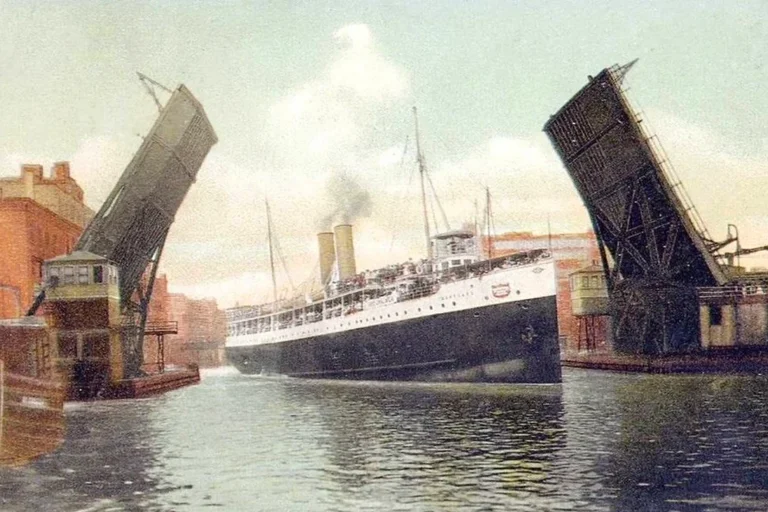 The SS Eastland Chicago’s Deadliest Day